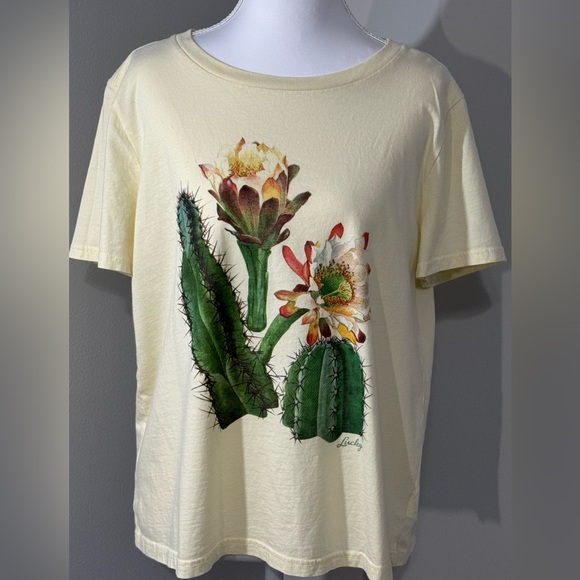 Lucky Brand Women’s Graphic Tee Size L – Cactus Bloom Design - Picture 1 of 4